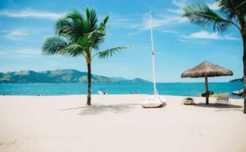 10 Famous Beautiful Kalimantan Tourist Attractions