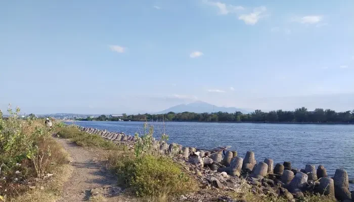 Baruna Beach, a Historical Beach in Semarang that Offers Various Exciting Activities