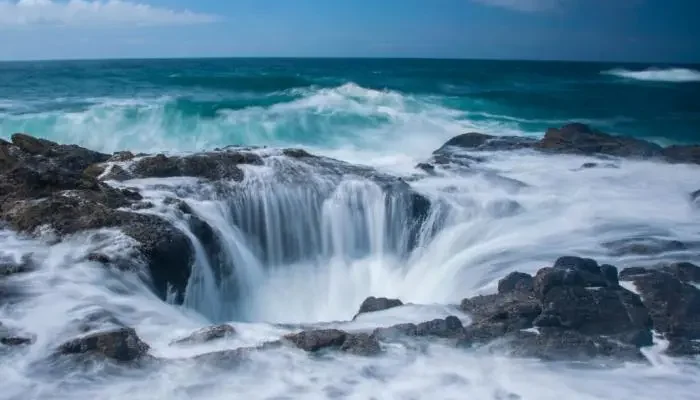 Thor's Well America, Witnessing an Amazing Natural Phenomenon